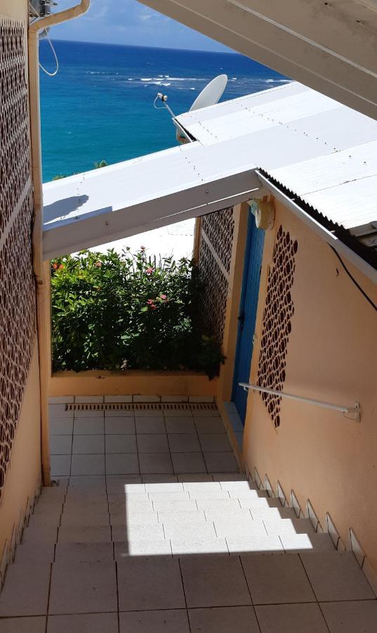 Le Pélikan Le Gosier  Bagian luar foto